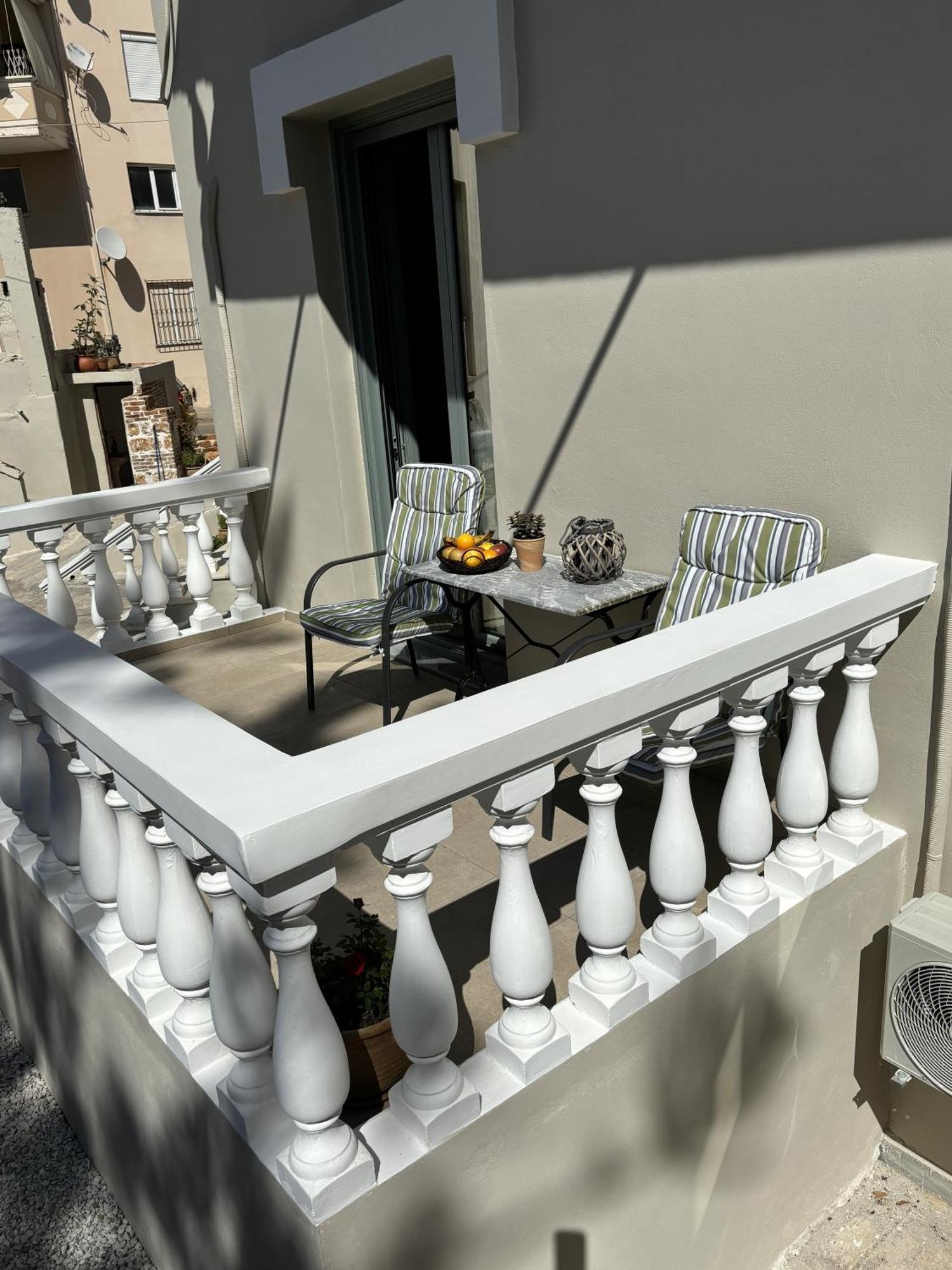 Rodon Manor Chrissi Akti Chania Exterior foto