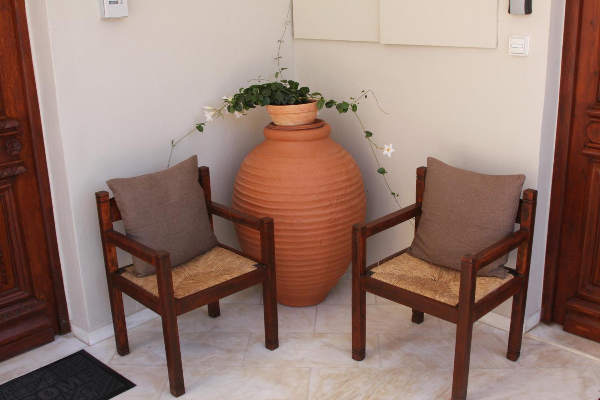 Rodon Manor Chrissi Akti Chania Exterior foto