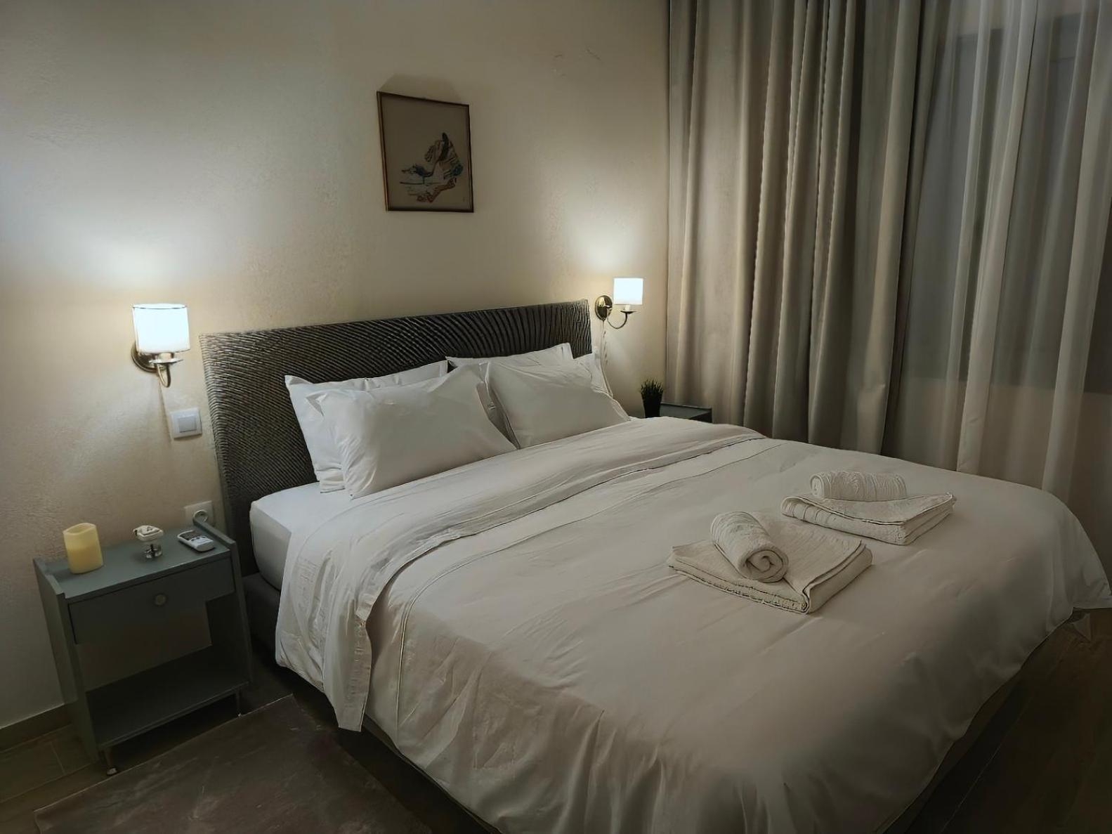 Rodon Manor Chrissi Akti Chania Exterior foto